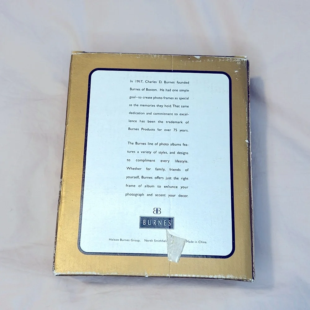 Burnes Mini Max Photo Album 4X6 NWT